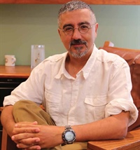 Houman Owhadi